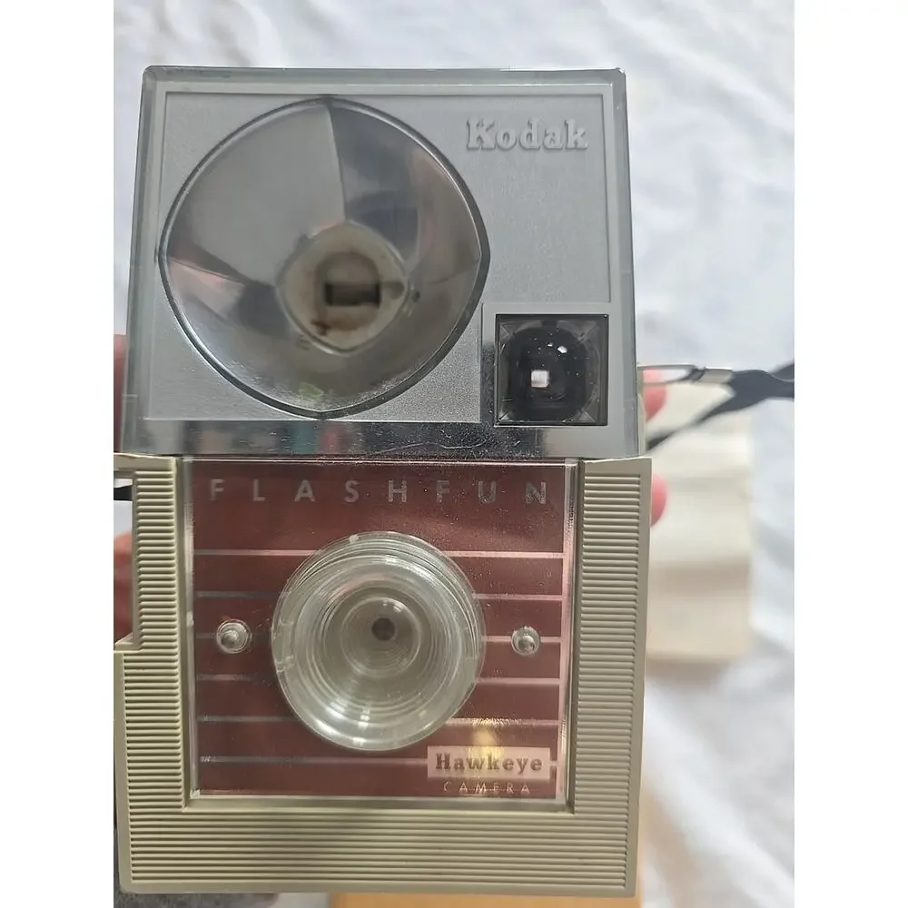 Vintage Kodak Hawkeye Flashfun‎ 126 Film Point & Shoot Retro Collectible Camera